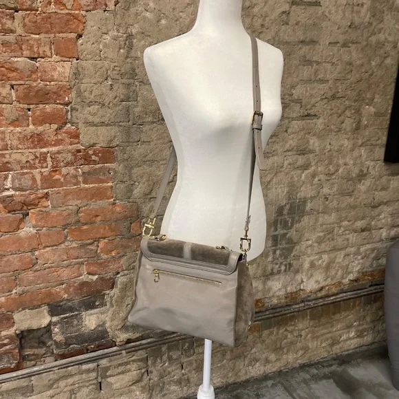 Tory Burch 797 Madison Avenue Handbag - Picture 9 of 16